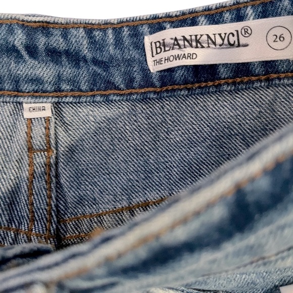 Blank NYC The Howard Distressed Mid Rise Loose Fit Jean 26 NWT - Picture 7 of 11